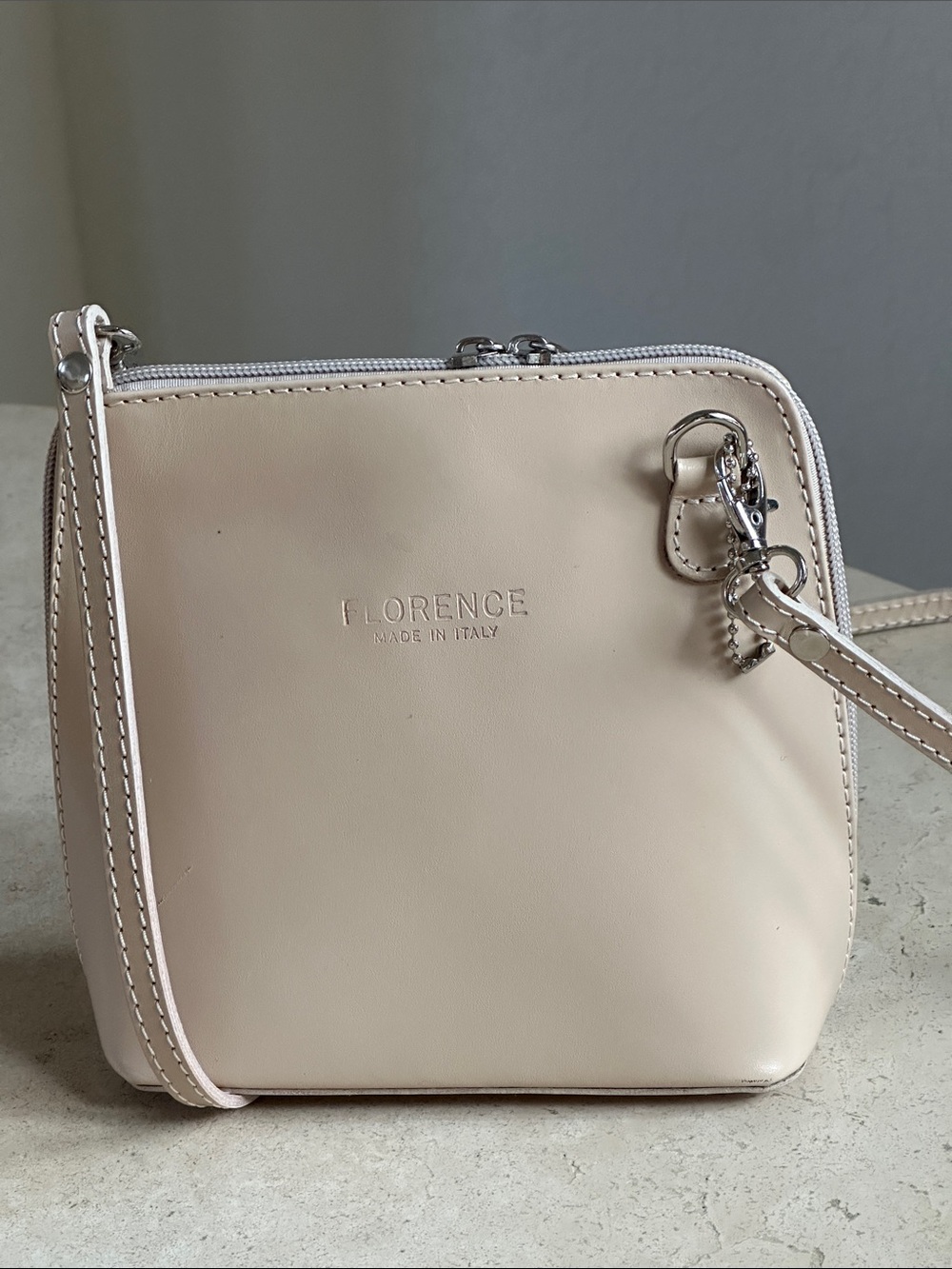 Florence leather Small Crossbody Bag in Pale Pink made in italy
